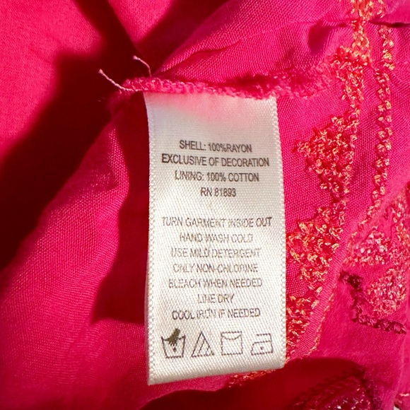 C. Wonder Pink Embroidered Top Size 4 - Picture 8 of 9